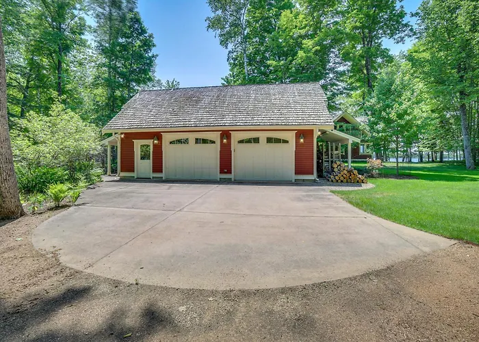 Lakefront Michigan Retreat W/ Private Dock