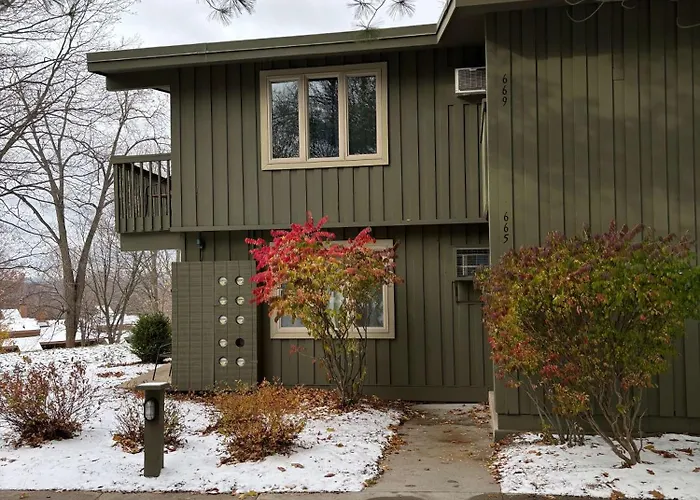 Shanty Creek, Condo, Golf ,Sleeps 4, Pets Welcome!