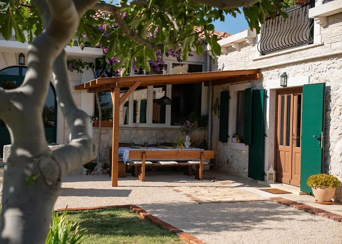Family Holiday Home Villa Vidonjica