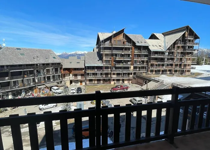 Risoul 1850 Studio Residence Lesflorins2 Pour 4 Pers Avec Acces Direct Sur Les Pistes