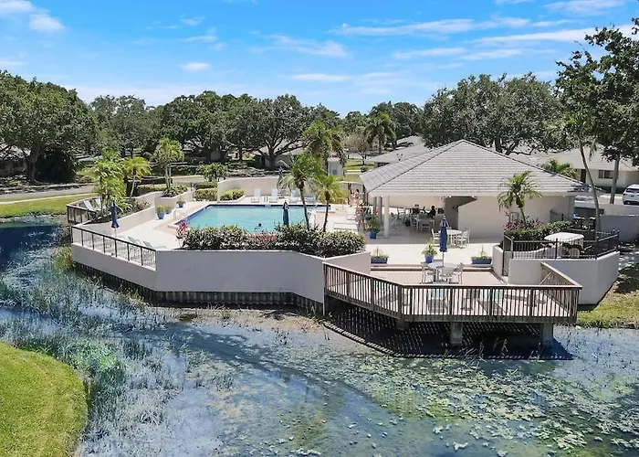 Pga National Getaway Cozy Club Cottage