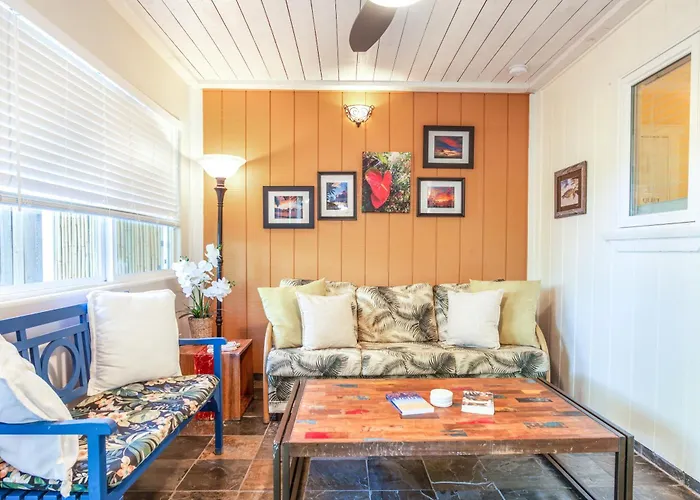 Pahoa Tropical Garden Getaway