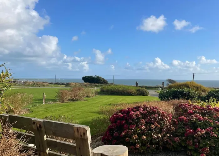 Beautiful One Bed With Stunning Sea View
