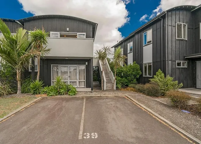The Dunes Lake View - Welcome Gift On Arrival