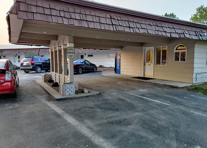 Midway Motel