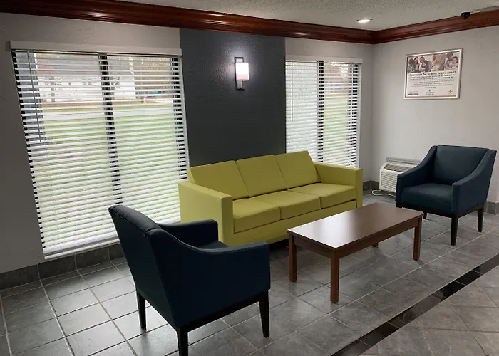 Hometowne Studios By Red Roof Egg Harbor-Atlantic City Airport