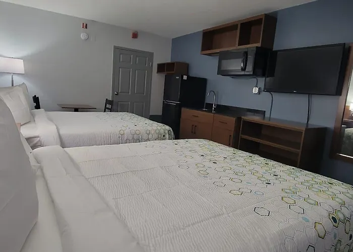 Hometowne Studios By Red Roof Egg Harbor-Atlantic City Airport