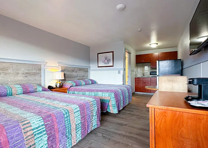 Emerald Best Motel