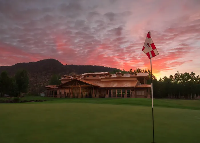 Mellow Moon Lodge