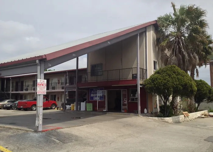 Austin Motor Inn