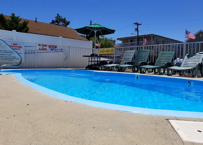 Bay Breeze Motel