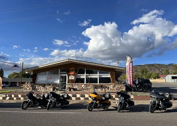 Sunglow Motel