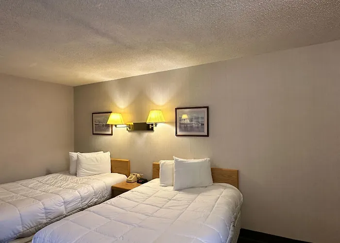 Maple Leaf Inn Lake Placid