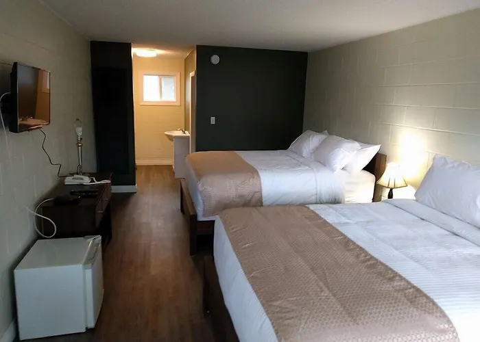 Paddock Inn