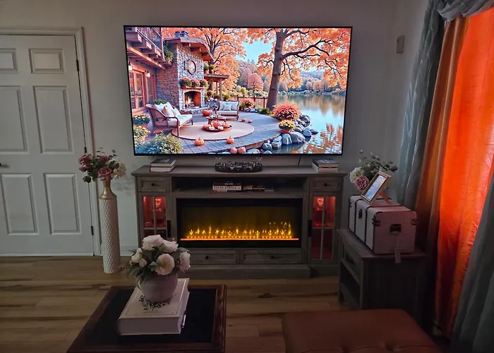 Brooklyn Luxury Suite