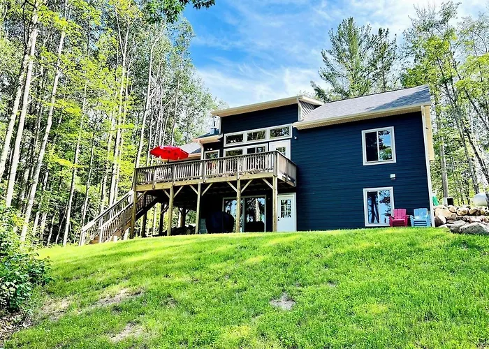 Outstanding Retreat With Dock, Game Space And Lake Views In Wisconsin