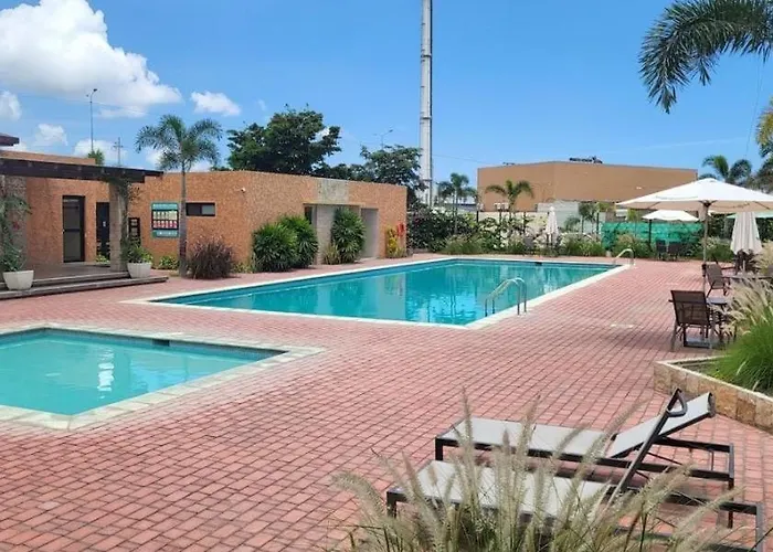 Casa Privada En Manta "Urbanizacion La Arboleda"