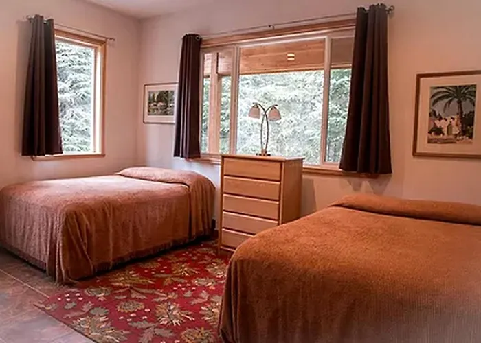 Charming Cabin Rental Surrounded By Chugach National Forest, Alaska