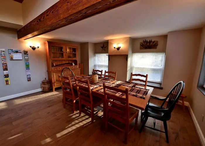 Secluded Cabin Close To The Shenandoah River In Shenandoah, Virginia