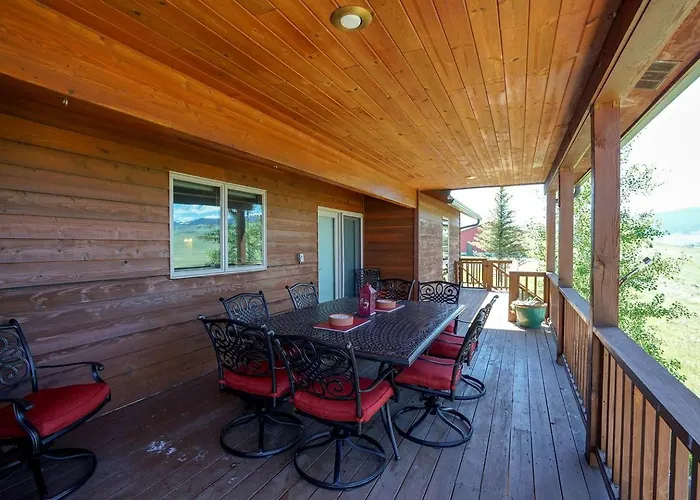 Rural Cabin Rental Near Madison River In Ennis, Montana