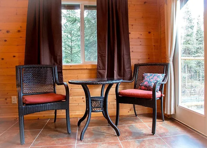 Rustic Log Cabin On The Banks Of Kenai Lake, Alaska