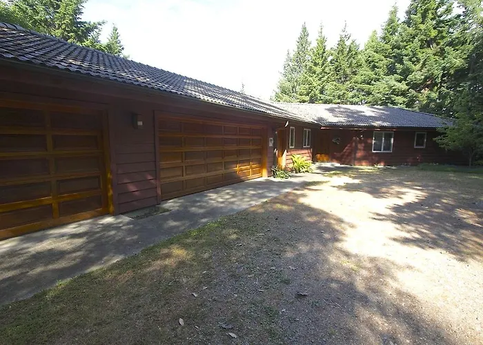 Stunning Cabin Rental With Incredible Ocean Views Along The Oregon Coast