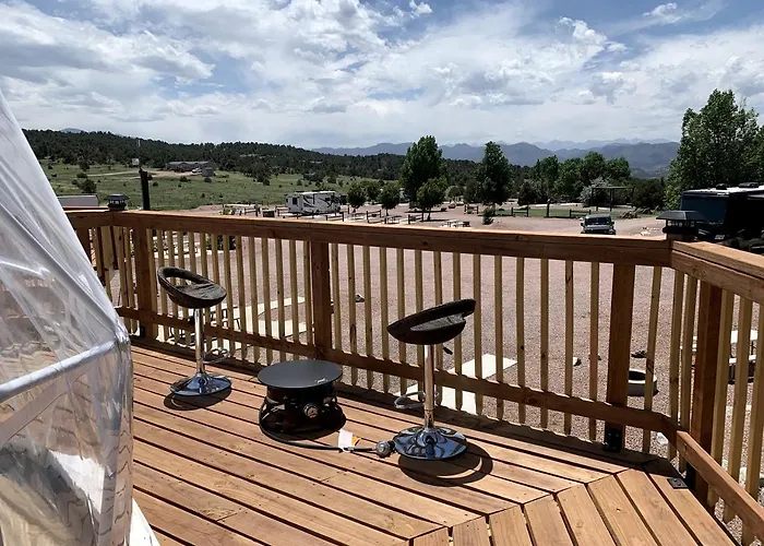 Modern Dome For An Unforgettable Getaway With Incredible Views In Colorado