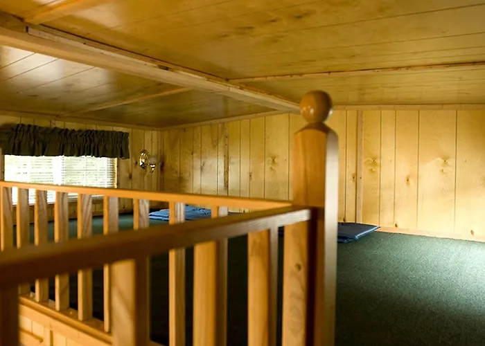 Deluxe Vacation Cabin Rentals In The Adirondacks Near Saratoga Springs, New York