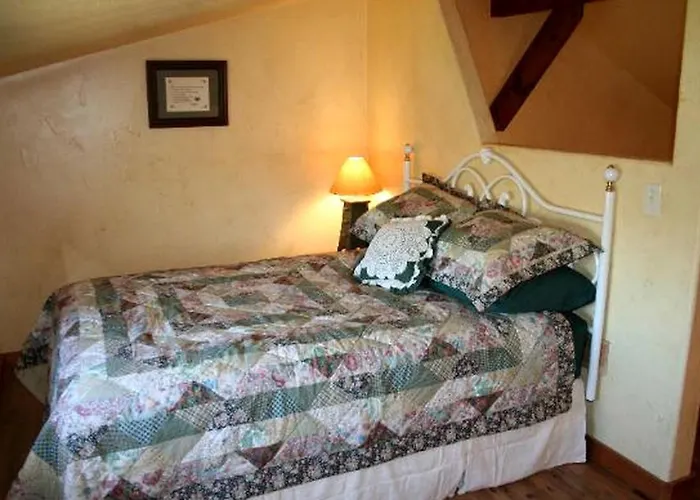 Sweet Cabin Rental For Family-Friendly Getaway Near New Braunfels, Texas