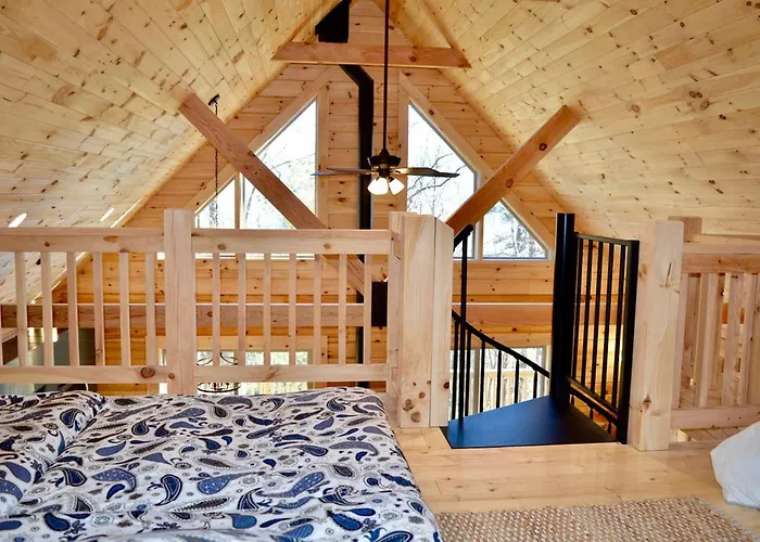 Luxury Log Cabin With Mountain And Forest Views Near Asheville, North Carolina