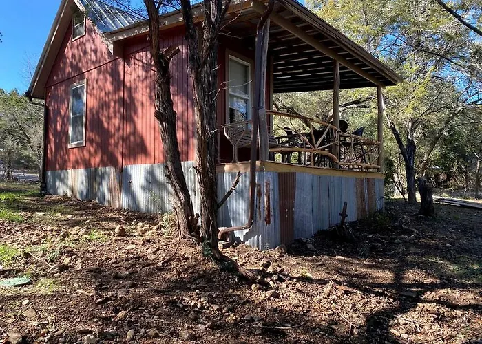 Rustic Texas Hill Country Vacation Rental With A Fire Pit