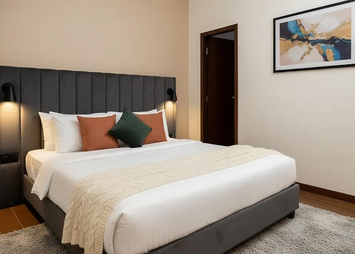 Hotel Grand Stay Park Near Ameerpet Metro Station & Gvk One Mall