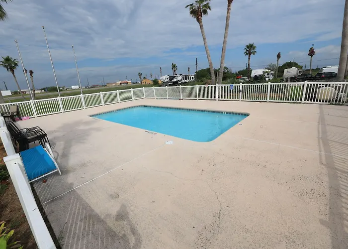 Coastal Bend At Seadrift, Motel & Rv Park
