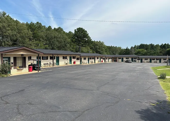 Sportsman'S Lodge
