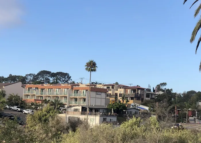 Moonlight Beach Motel