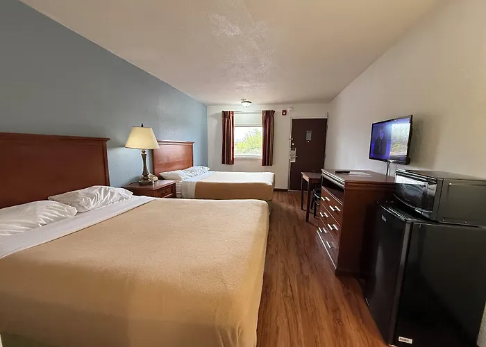 Relax Inn & Suites