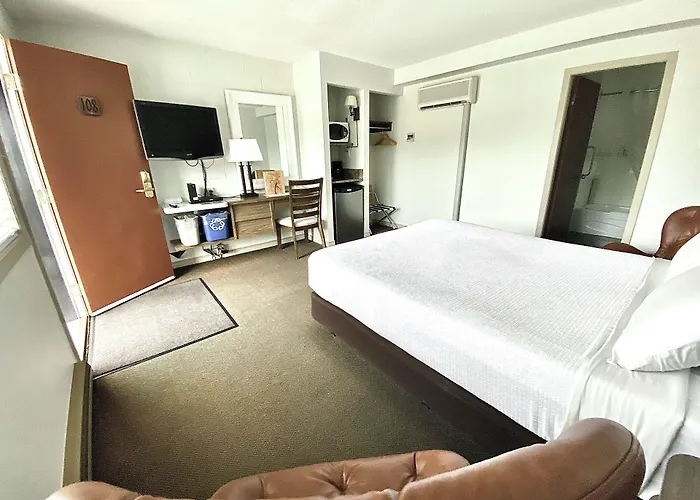 Arbutus Grove Motel