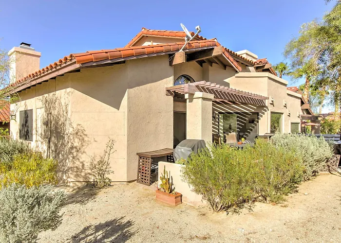 Borrego Springs Condo W/ Private Hot Tub & Views!