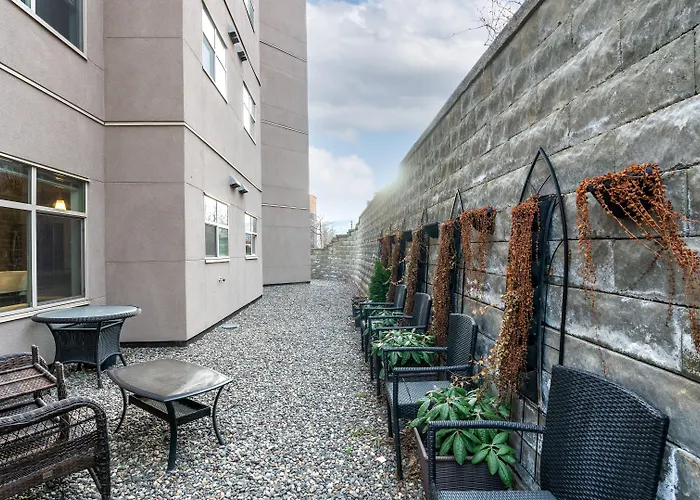 Fabulous Condo At Five Star Resort 209