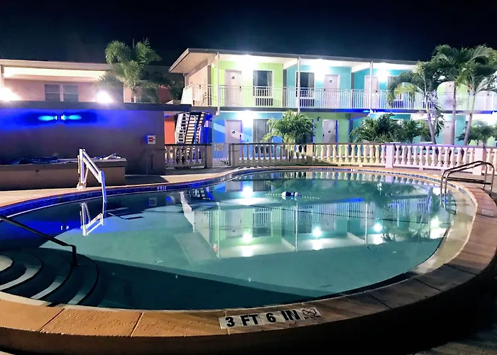 Tropical Inn & Suites, Downtown Clearwater