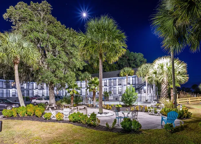Charleston Creekside Inn