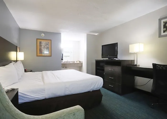 Greenville Inn & Suites