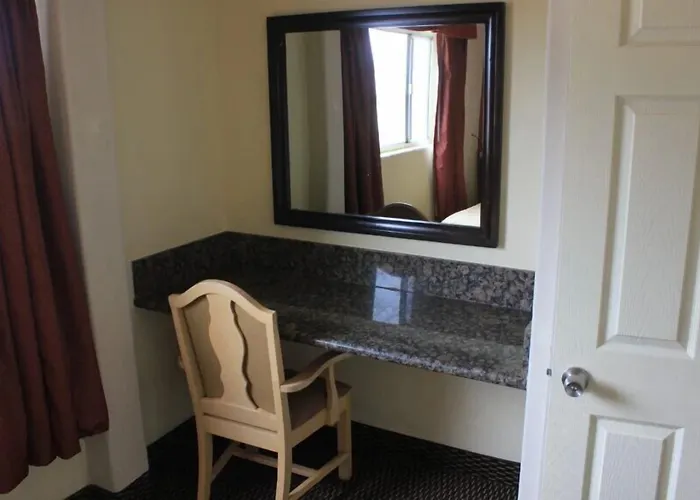 Economy Inn