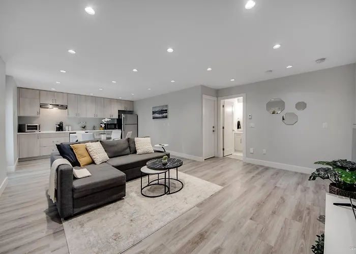 Spacious 1Br Suite Near Capilano Bridge & Trails