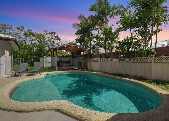 Seednest 7 Bedroom Beach House Pool &Game Room