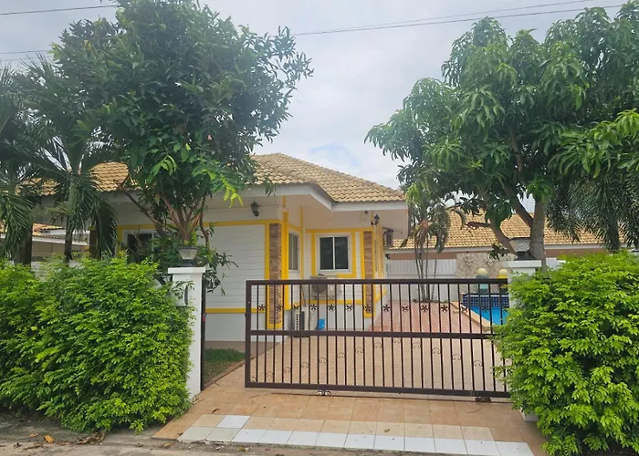Ban Sabai Pool Villa