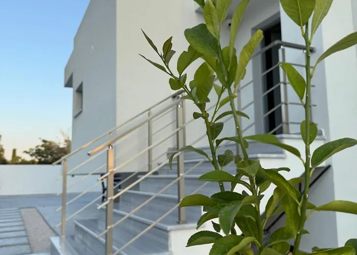 Toska Residence
