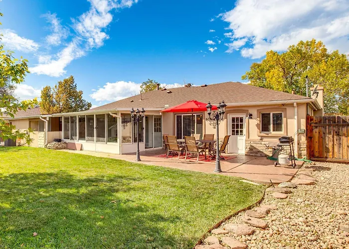 Suburban Home 9 Mi To Dtwn Denver: Outdoor Oasis!