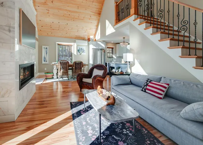 'Valhalla': Family Home On Frye Island W/ Golf!