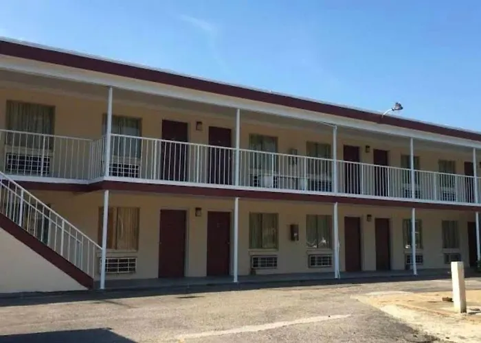 Fort Eustis Inn